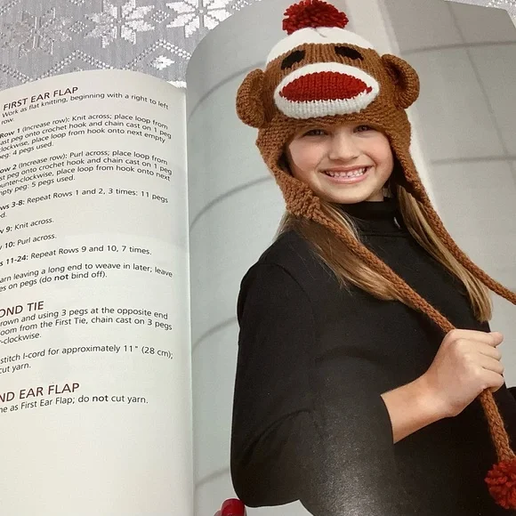 Loom Knitting Book Set - Picture 4 of 8